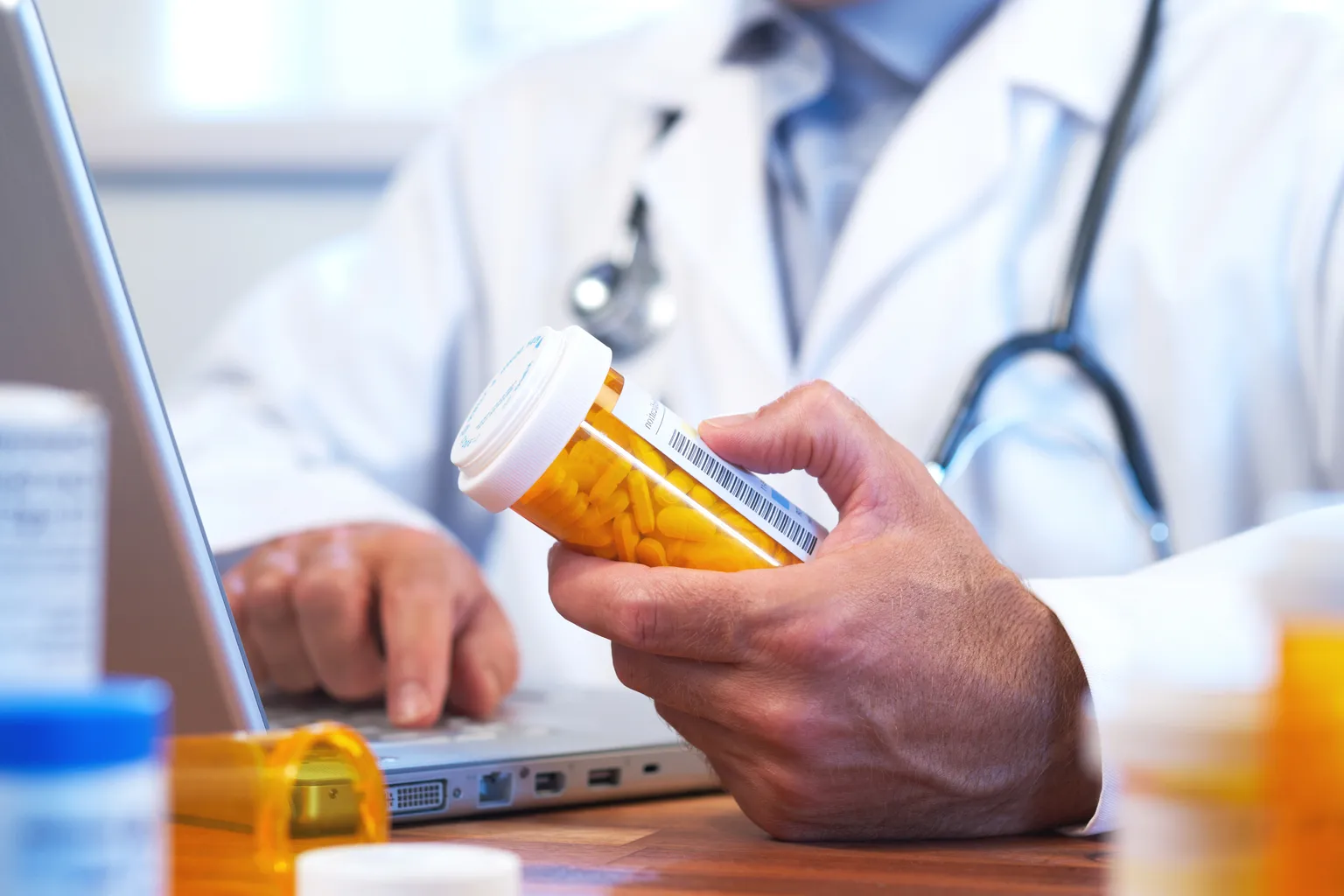 Além da Dose: Informações Médicas Mais Aprofundadas sobre Medicamentos