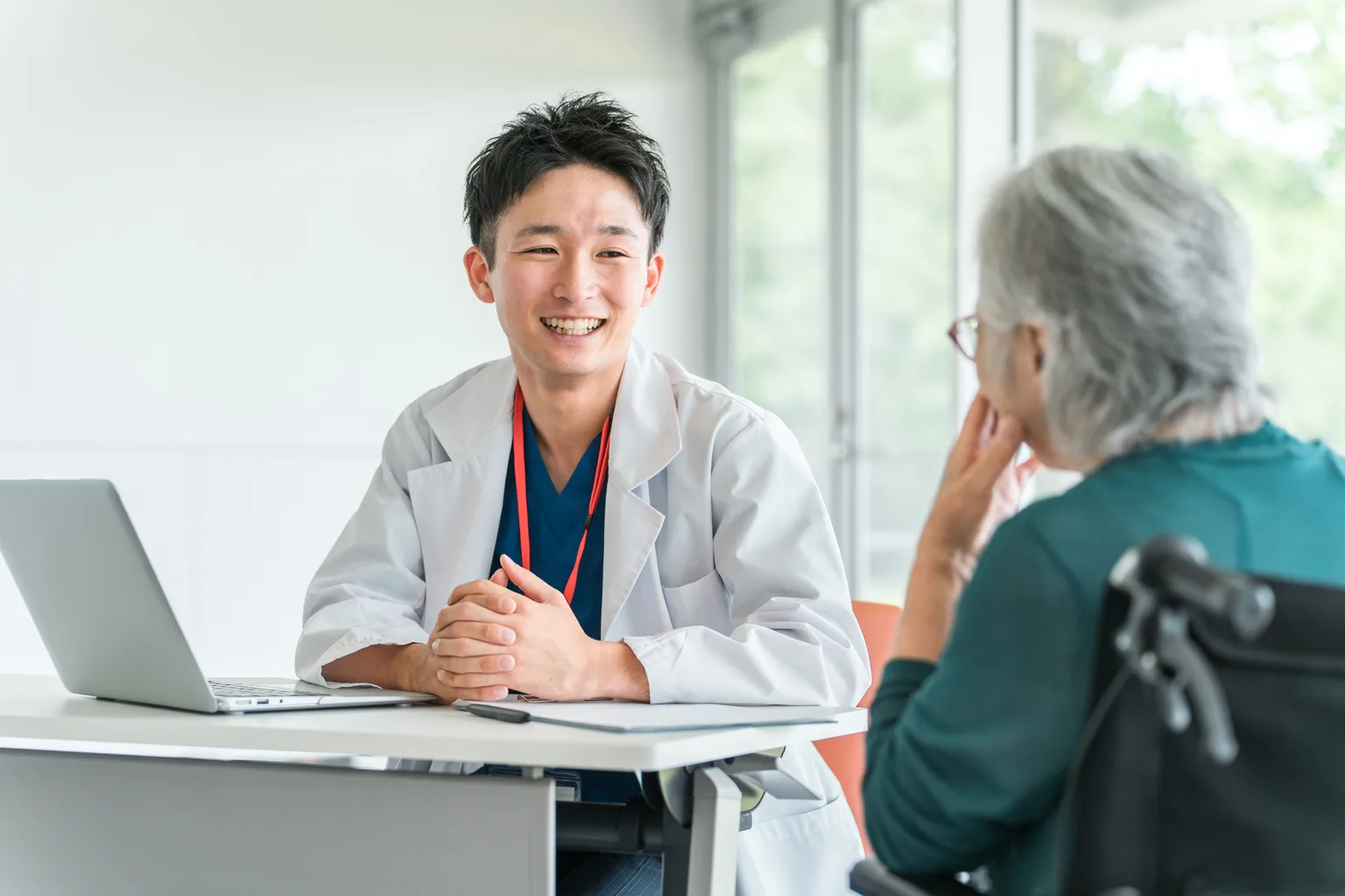 日本の医療を再構築：改革・超高齢化・AI活用を、信頼できるイノベーションで切り拓く