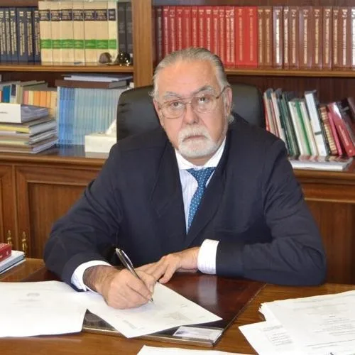 Agustín Olalla, Olalla & Asociados